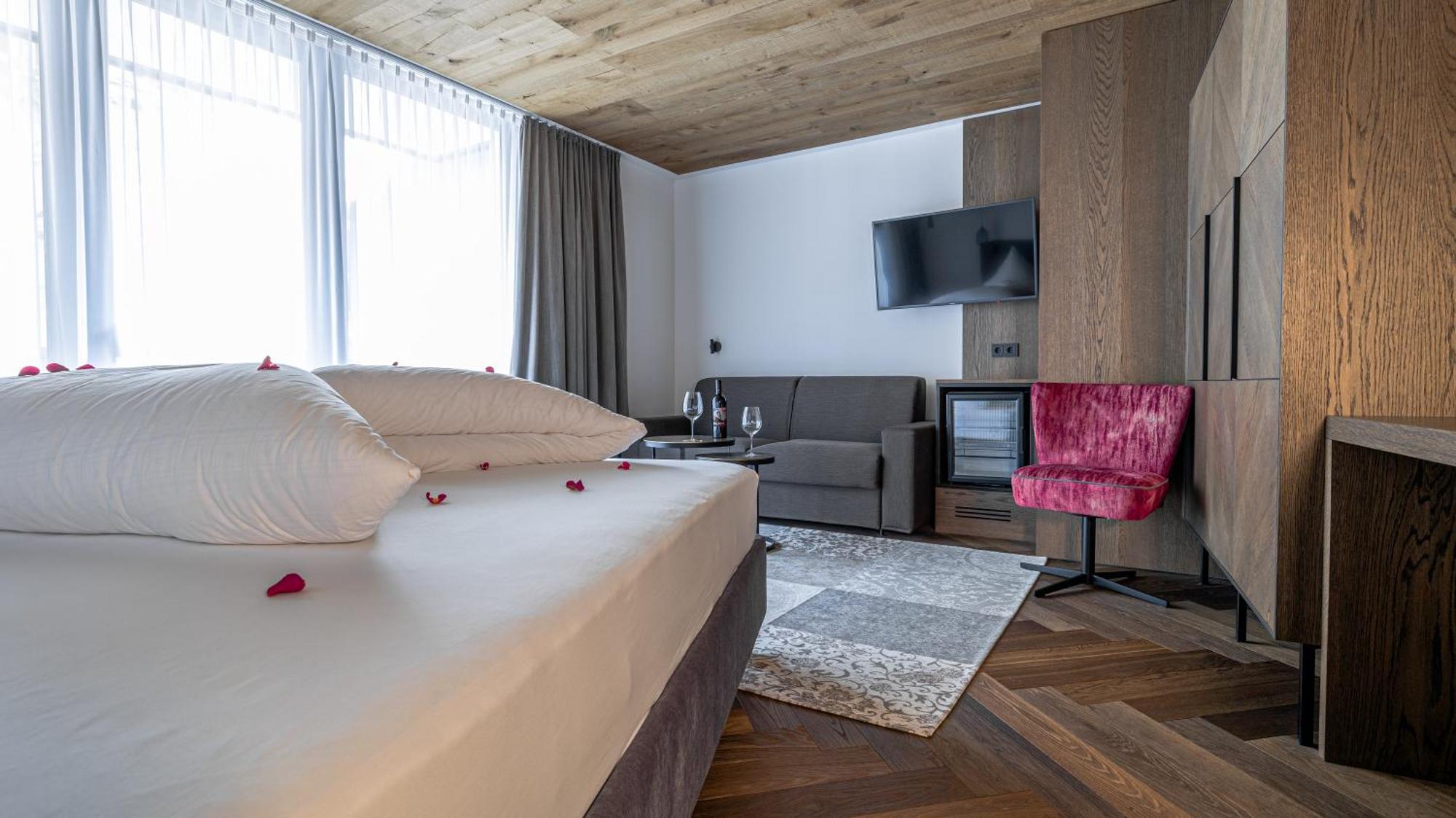 Hotel Alpina Ишгль Экстерьер фото